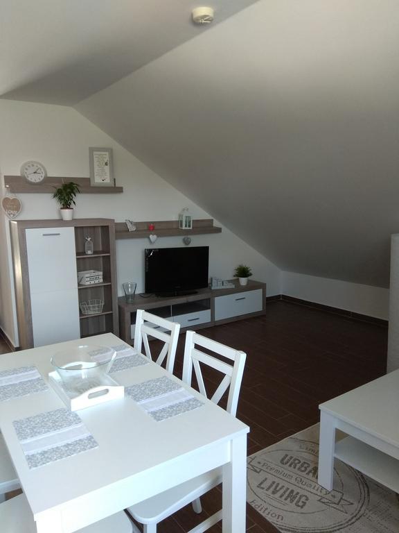 apartmány pod lesem Bohutín Exterior foto